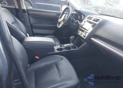 2015 Subaru Outback 2.5I Limited z USA, uszkodzony, nr VIN 4S4BSALC2F3231869